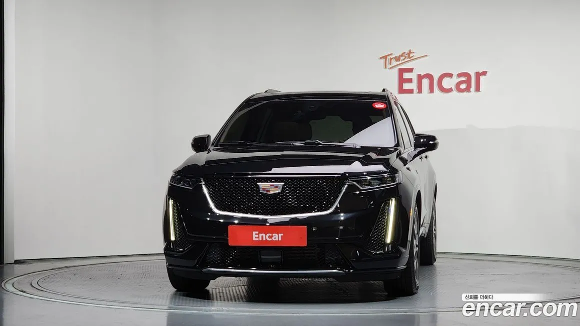 Cadillac XT6 — фото 3