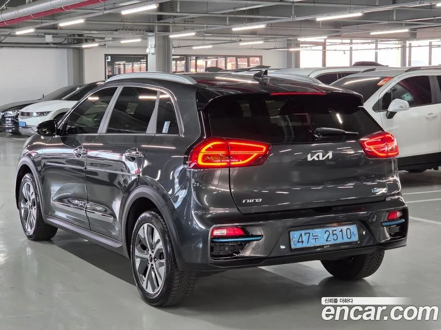 Kia Niro — фото 6