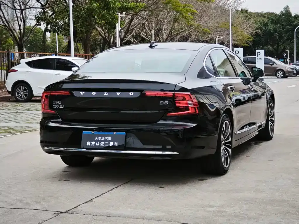 Volvo S90 — фото 9