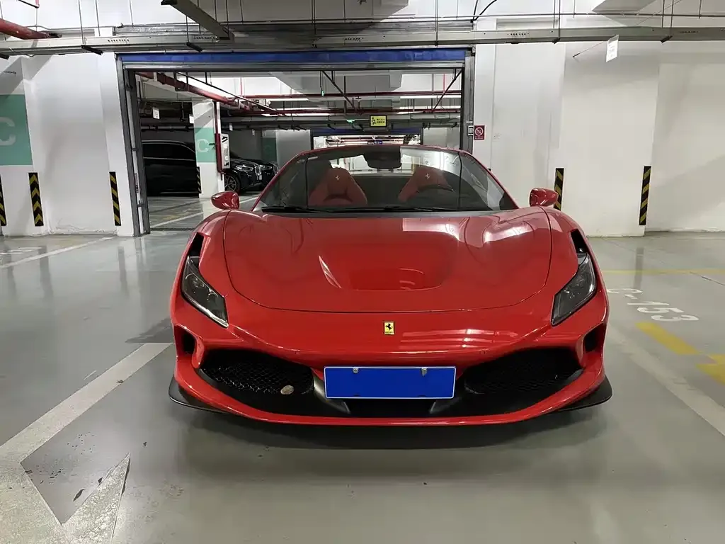 Ferrari F8 — фото 7