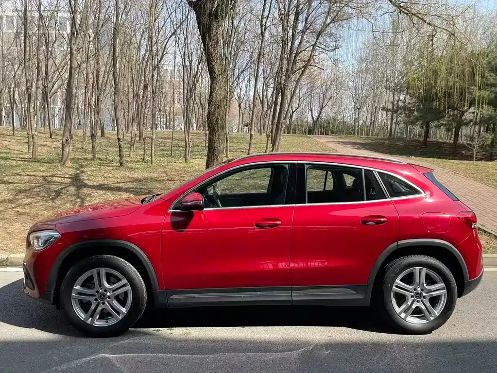 Mercedes-Benz GLA — фото 10