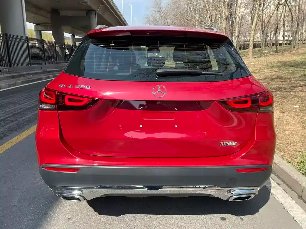Mercedes-Benz GLA — фото 7
