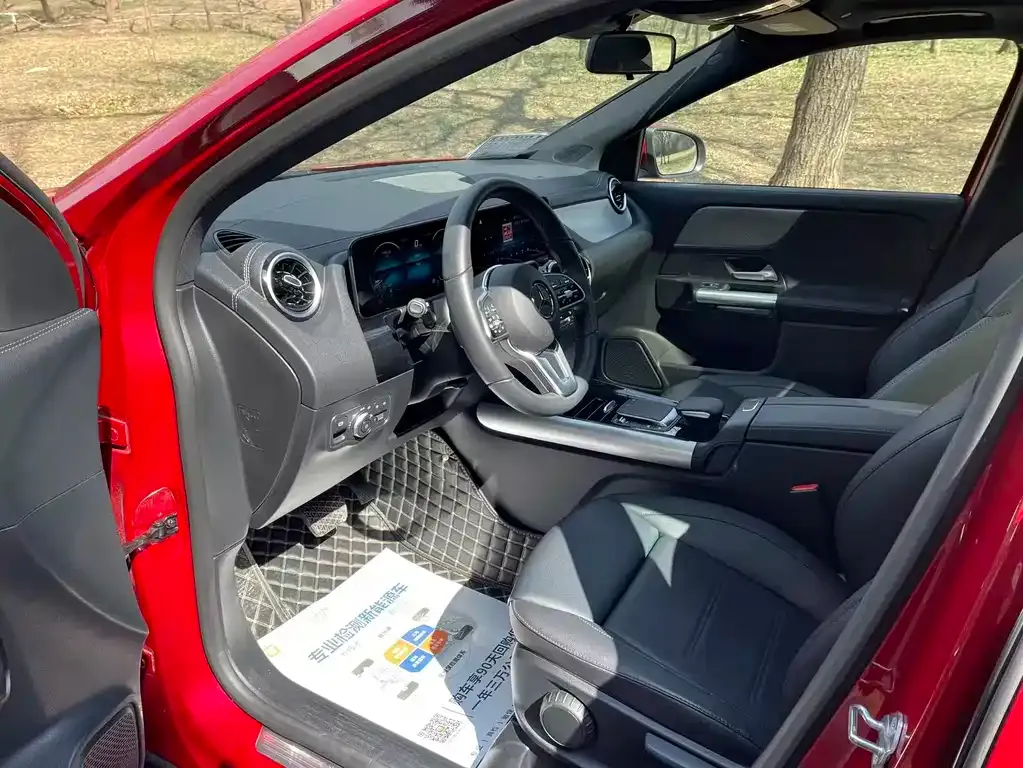 Mercedes-Benz GLA — фото 6
