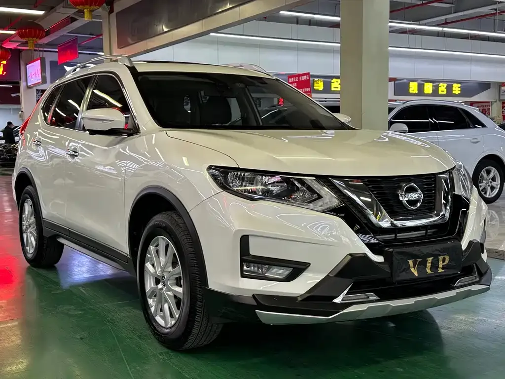 Nissan X-Trail — фото 5
