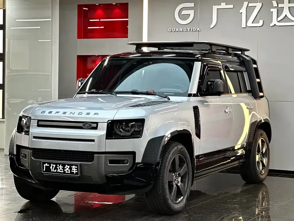 Land Rover Defender — фото 1