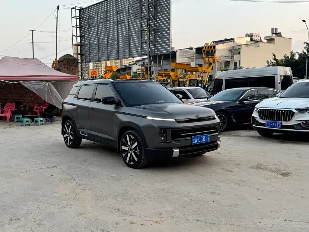 Geely Icon — фото 4