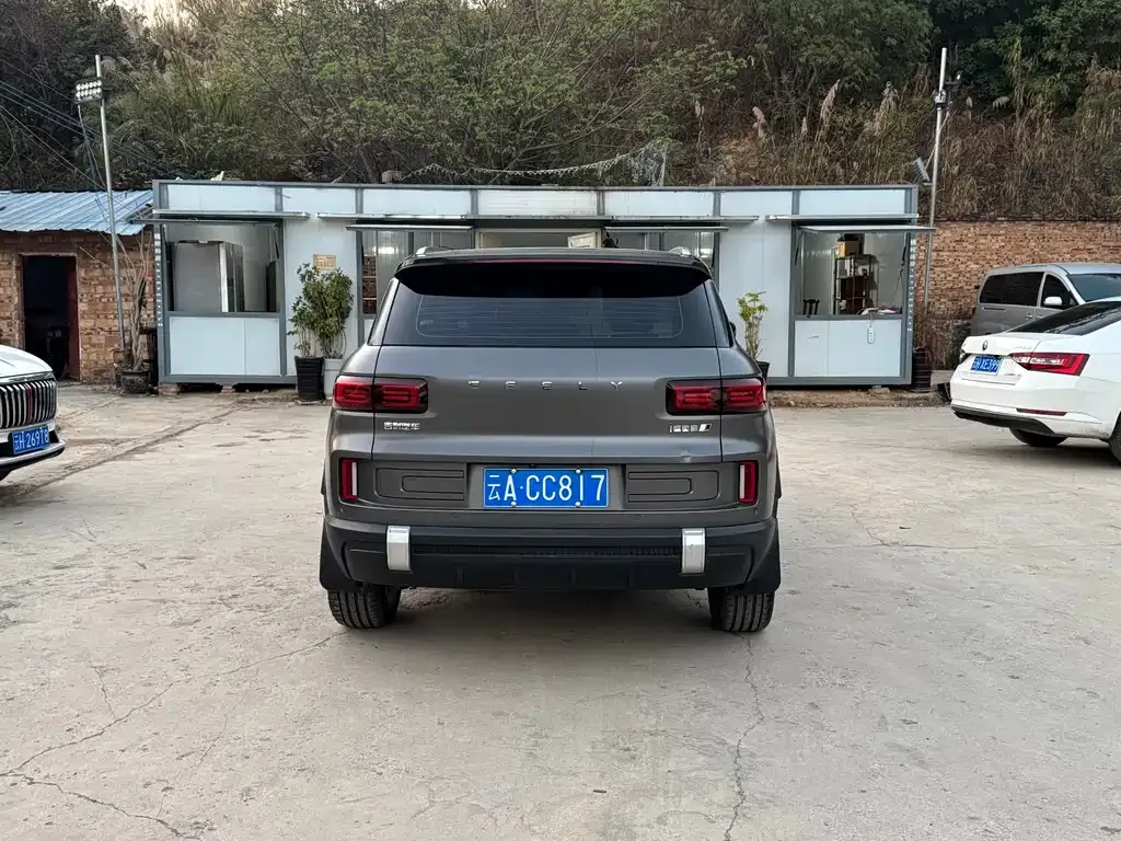 Geely Icon — фото 9