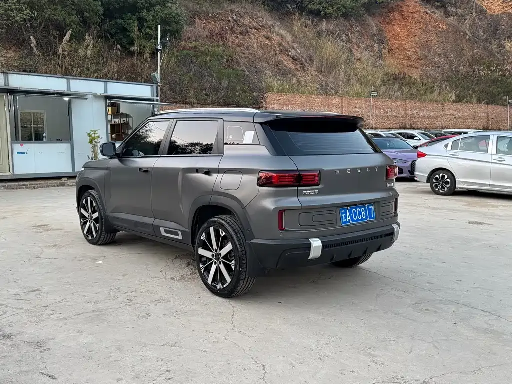 Geely Icon — фото 10