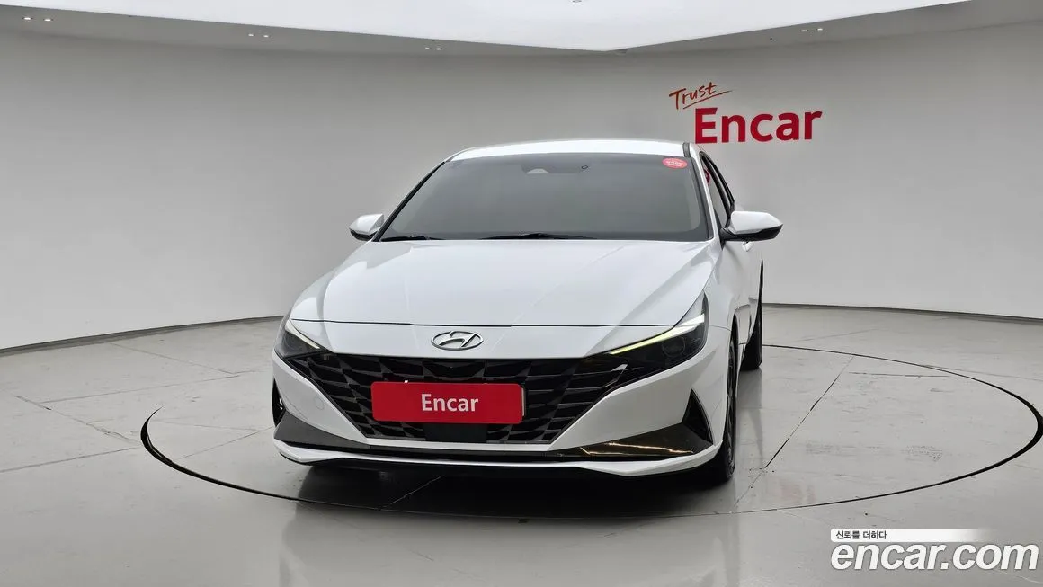 Hyundai AVANTE — фото 3