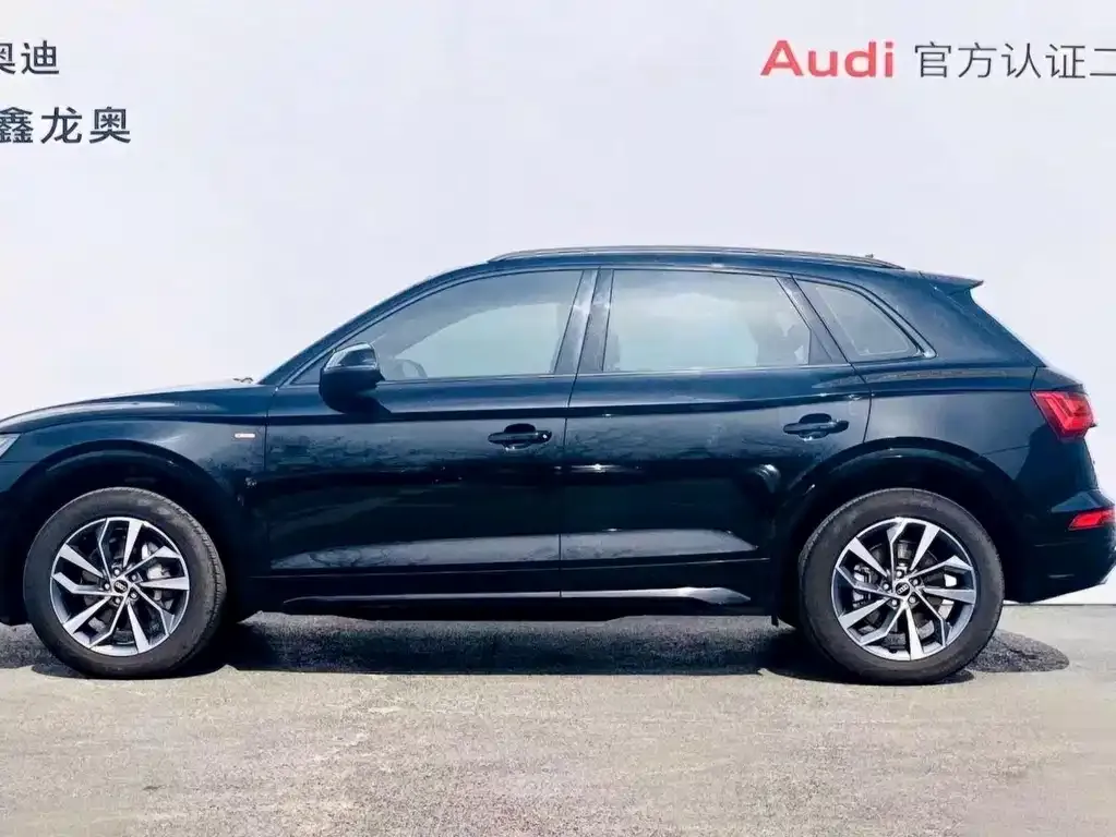 Audi Q5L — фото 2