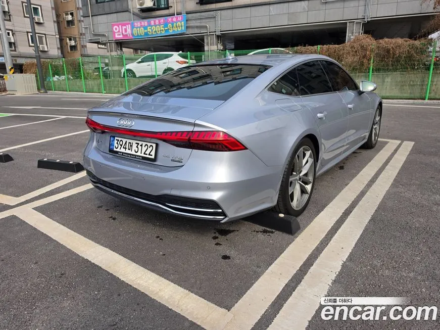 Audi A7 — фото 9