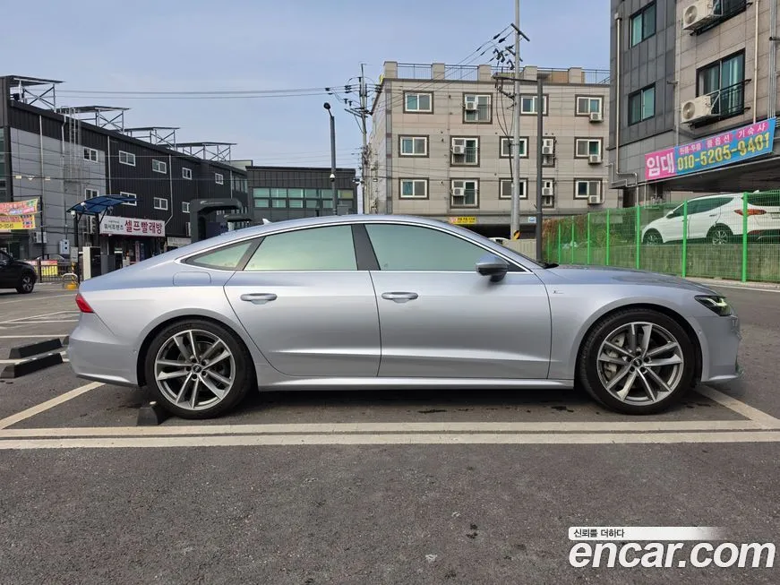 Audi A7 — фото 2