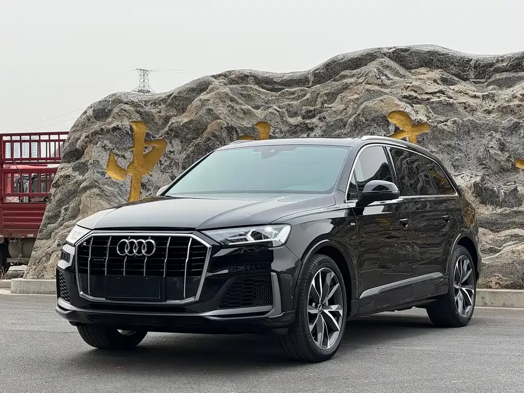 Audi Q7 — фото 7