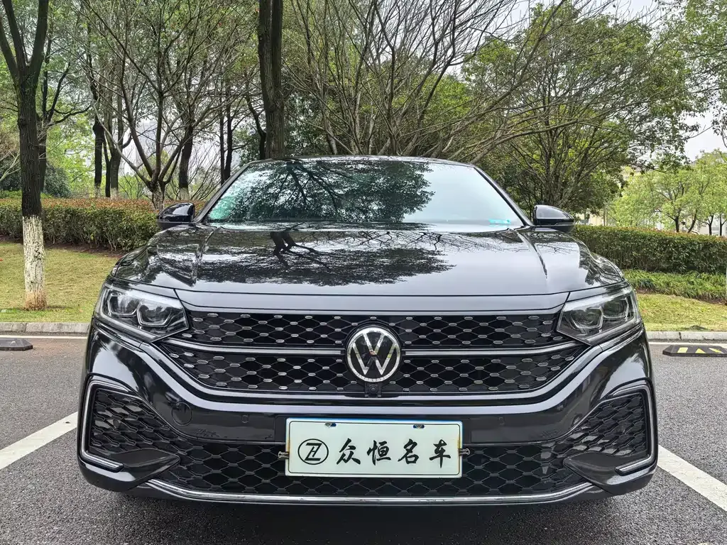 Volkswagen Passat — фото 5