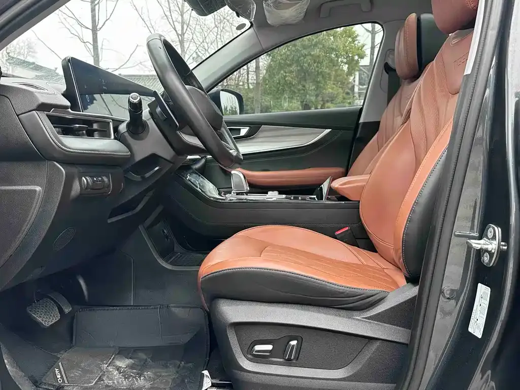 Chery Tiggo 8 PLUS — фото 8