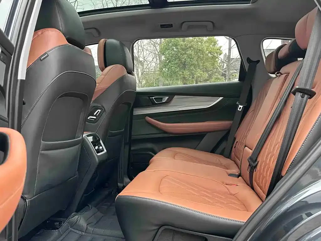 Chery Tiggo 8 PLUS — фото 2