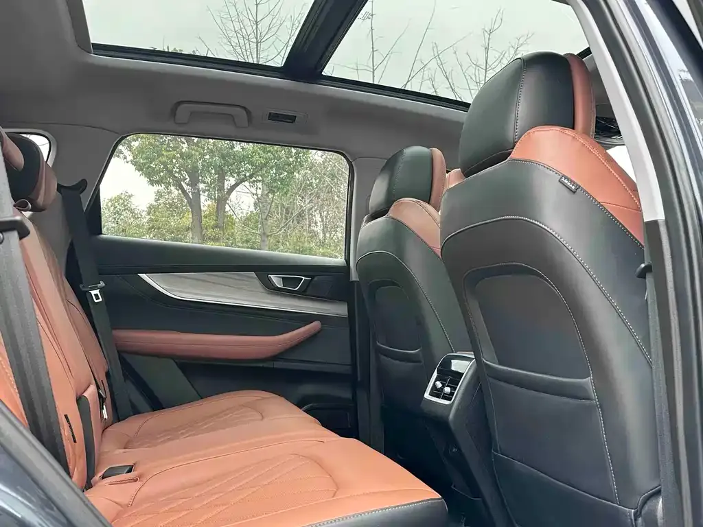 Chery Tiggo 8 PLUS — фото 6