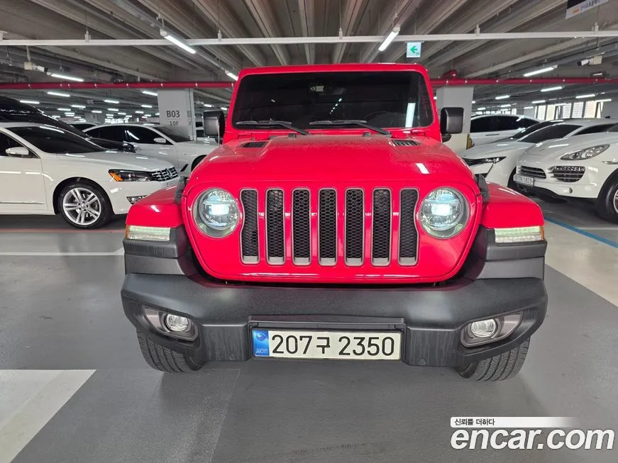 Jeep Wrangler — фото 1