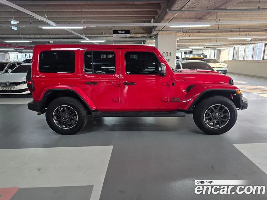 Jeep Wrangler — фото 7