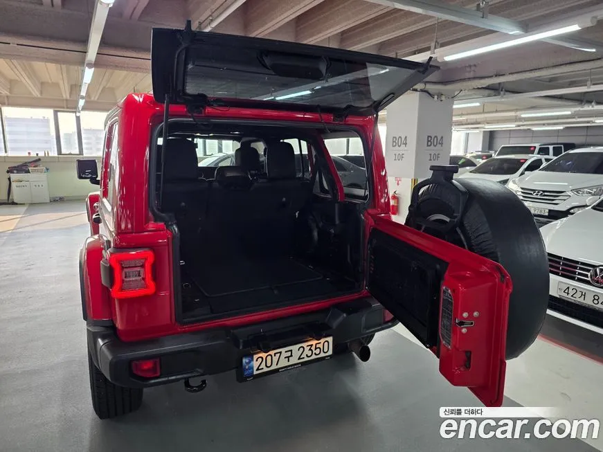 Jeep Wrangler — фото 5