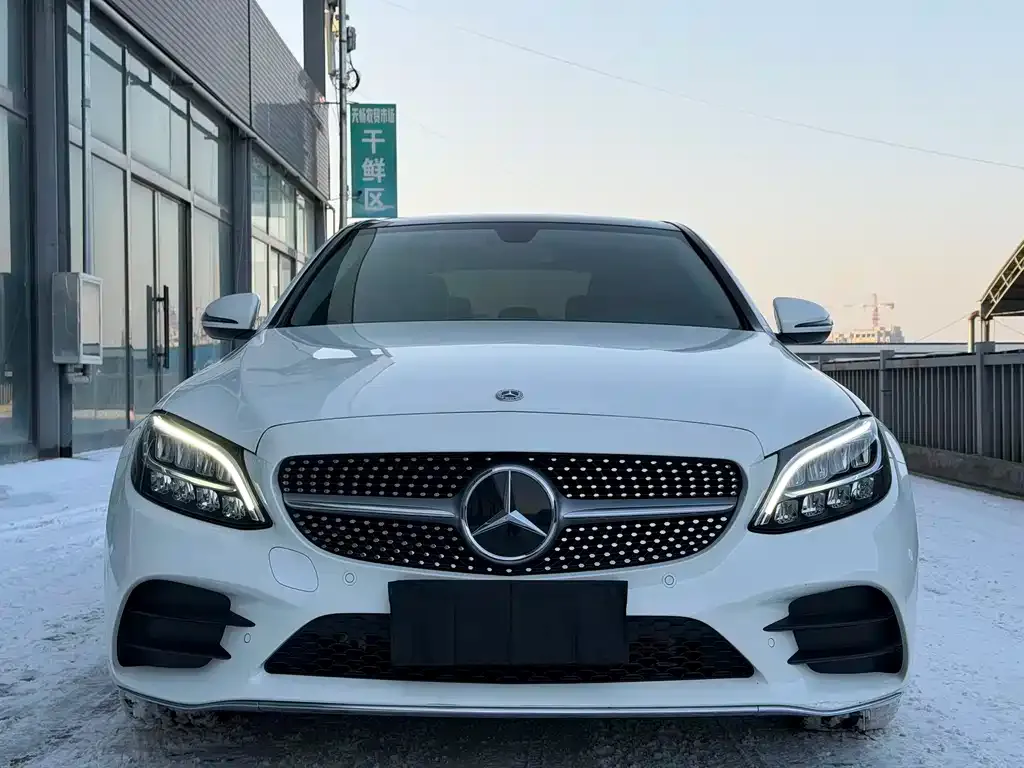 Mercedes-Benz C-Class — фото 8