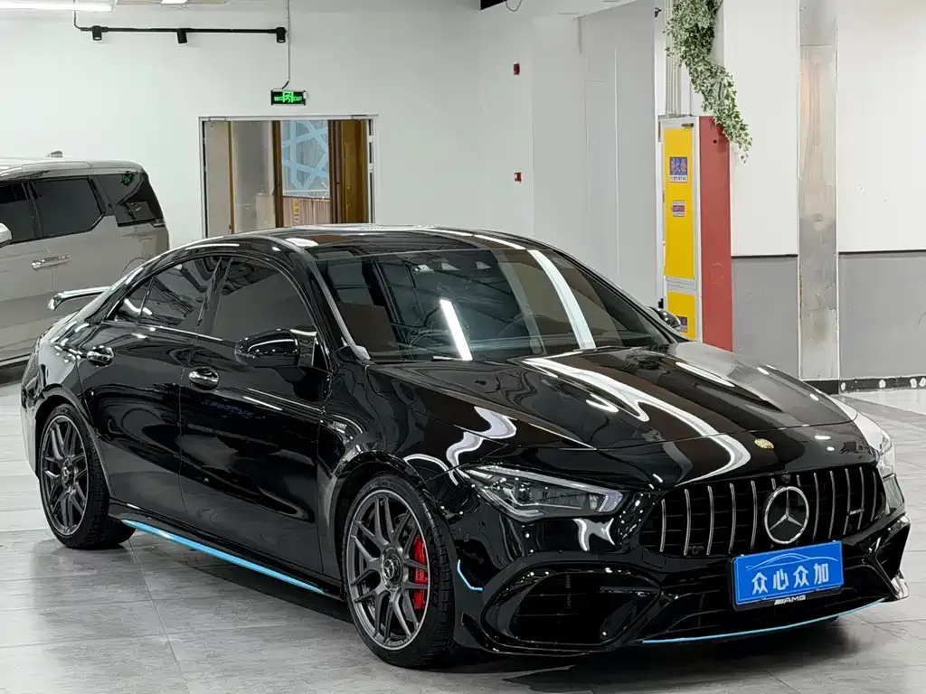 Mercedes-Benz CLA AMG — фото 6