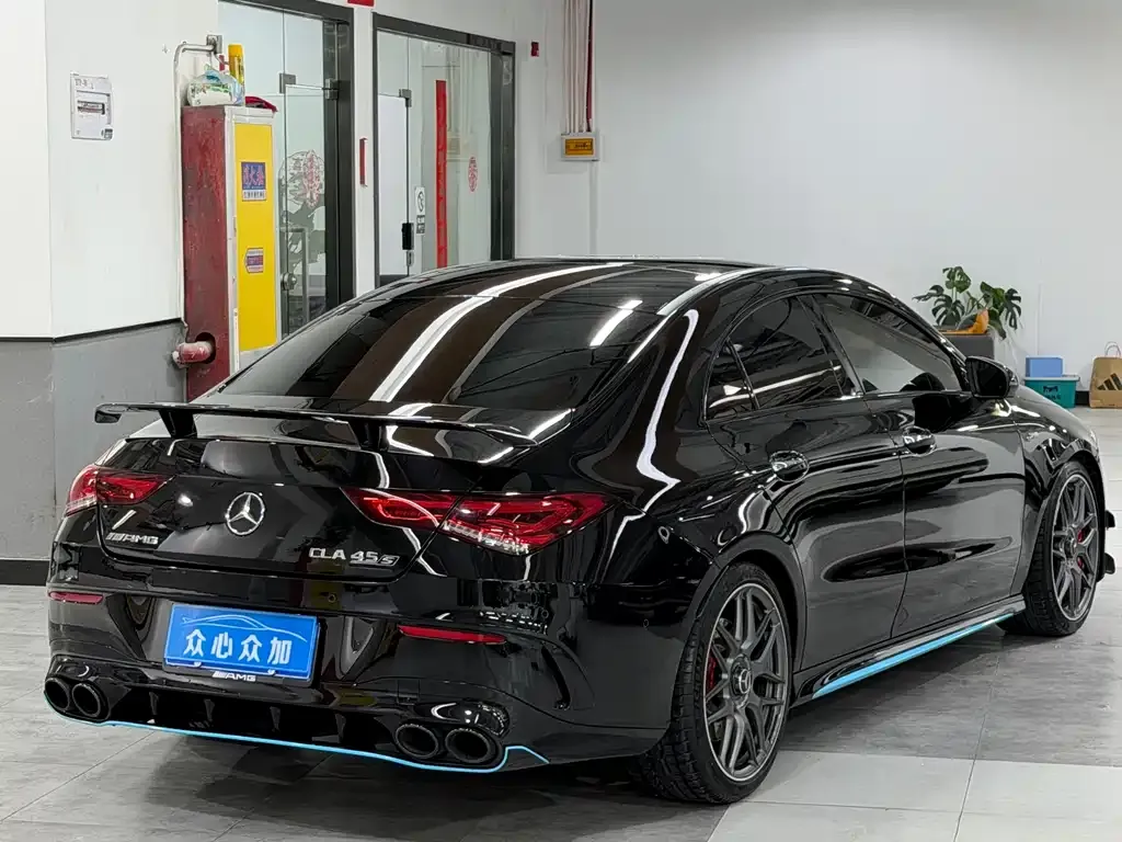 Mercedes-Benz CLA AMG — фото 3