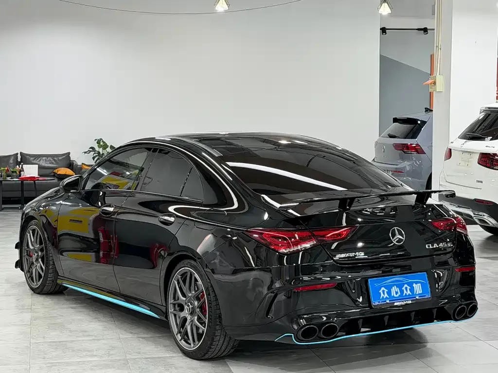 Mercedes-Benz CLA AMG — фото 5