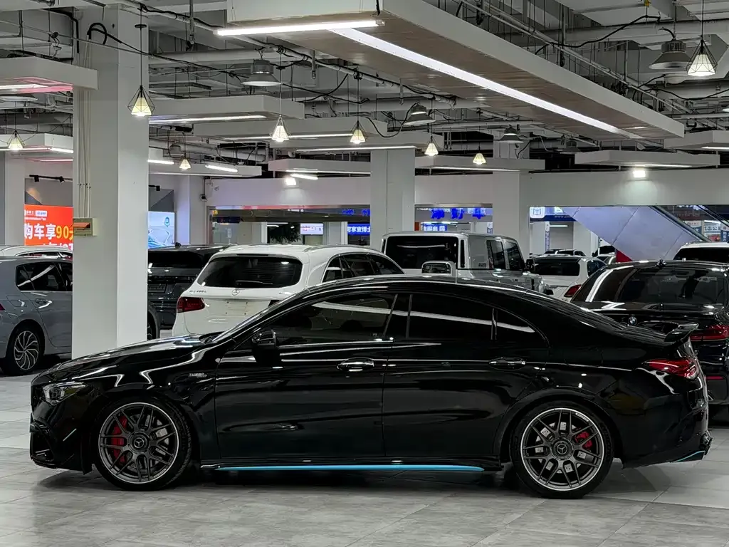 Mercedes-Benz CLA AMG — фото 9