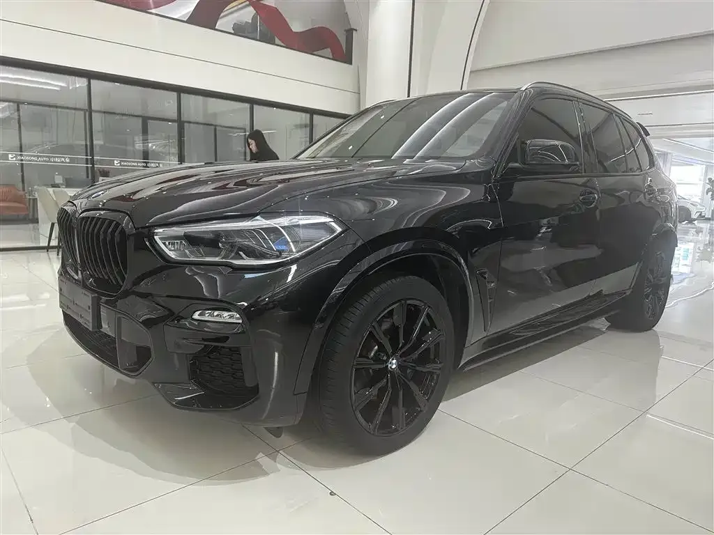BMW X5 (Import) — фото 1