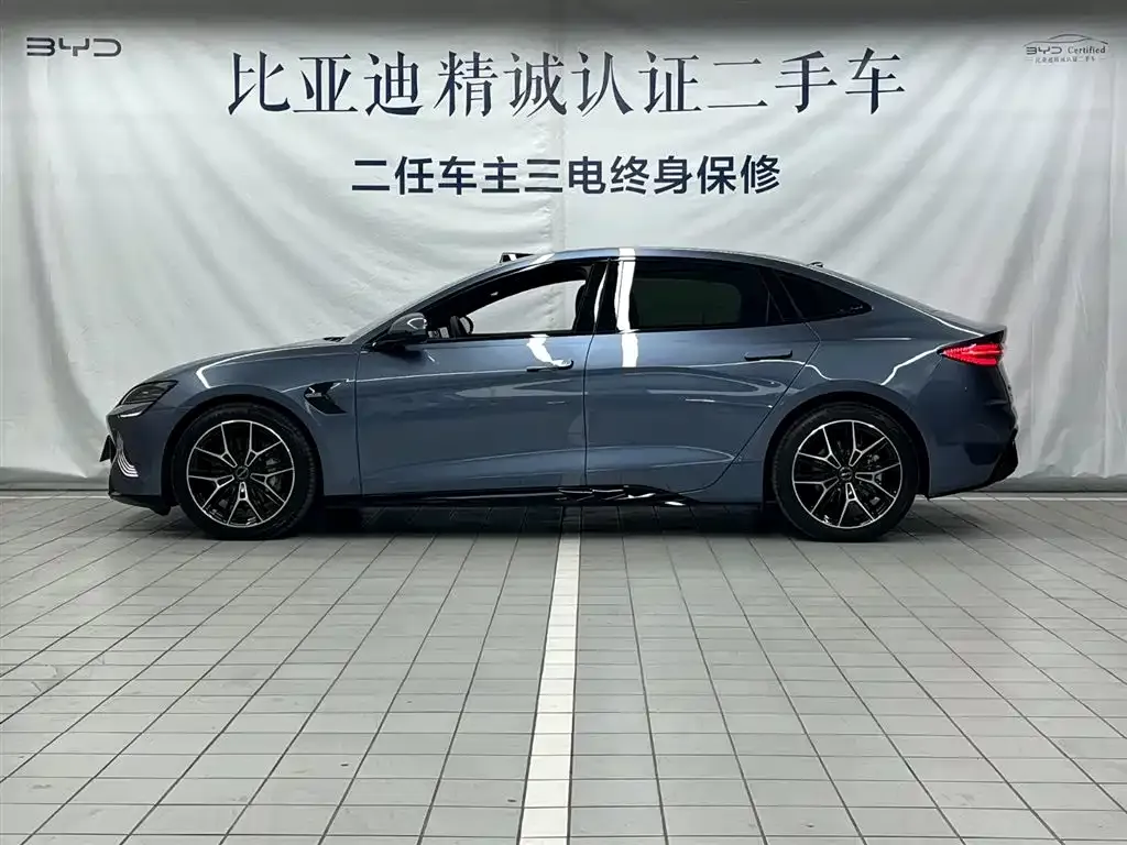 BYD Seal — фото 10
