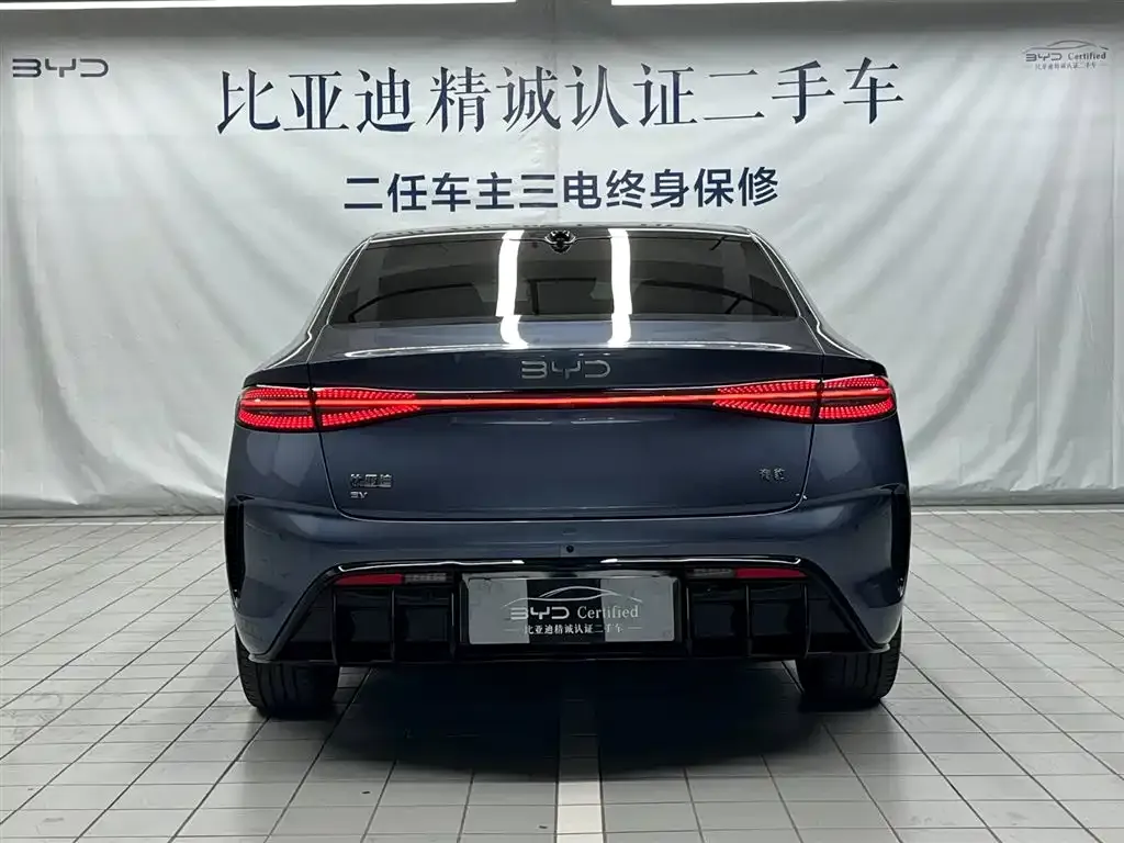 BYD Seal — фото 4