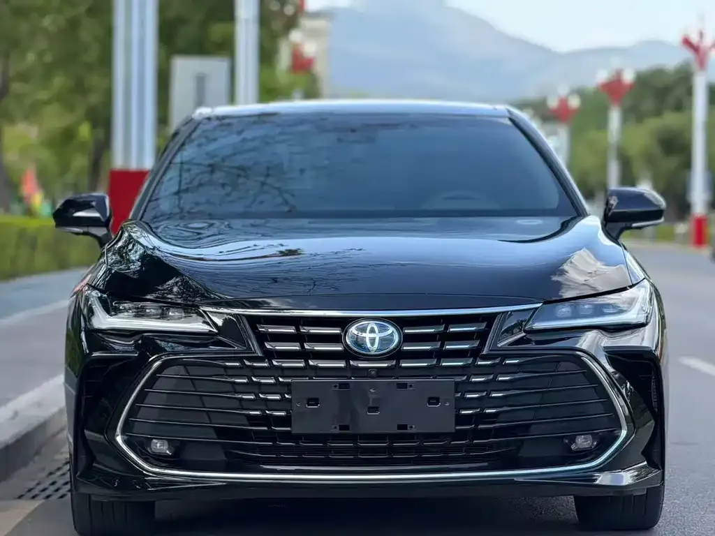 Toyota Avalon — фото 9