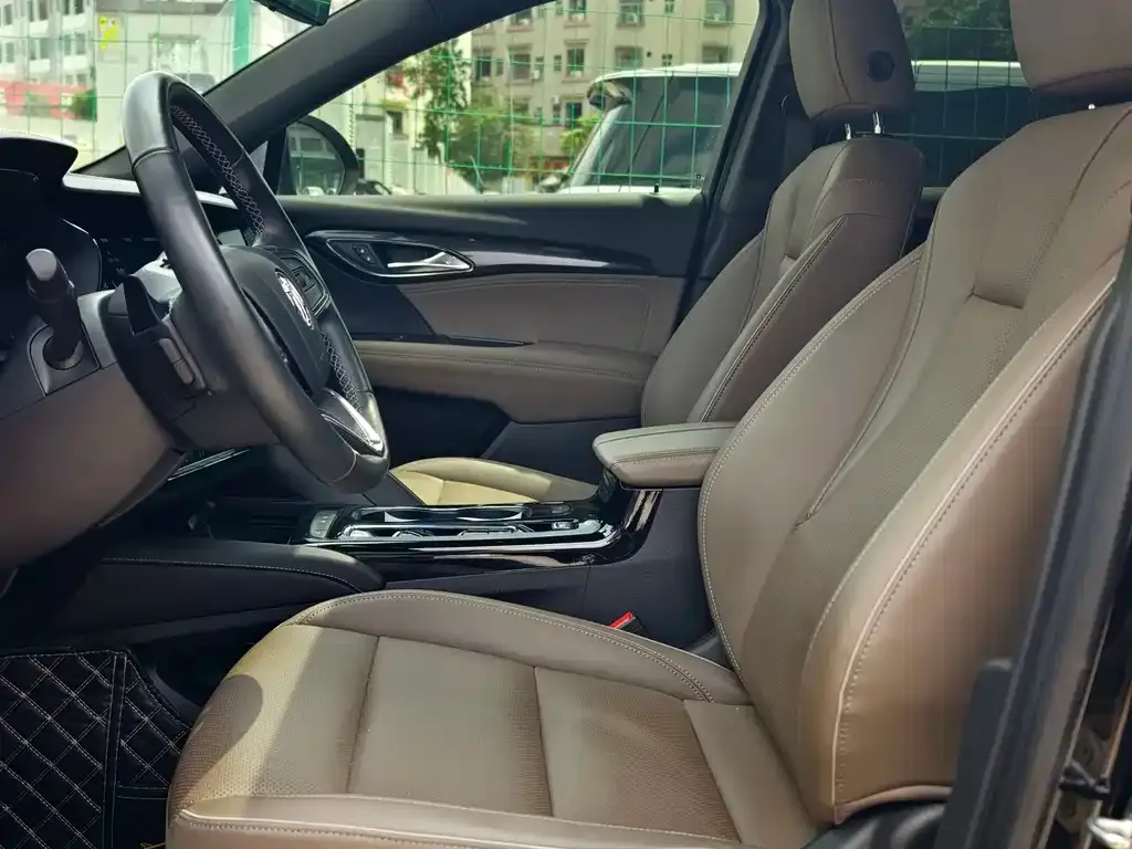 Buick Envision Plus — фото 6