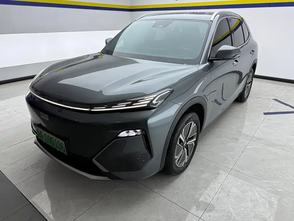 Geely 银河星舰7 — фото 1