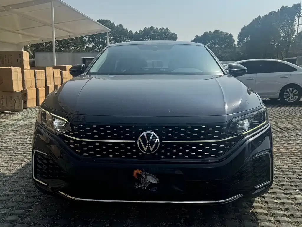 Volkswagen Passat — фото 5