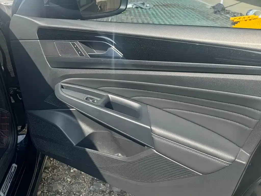 Volkswagen Passat — фото 9