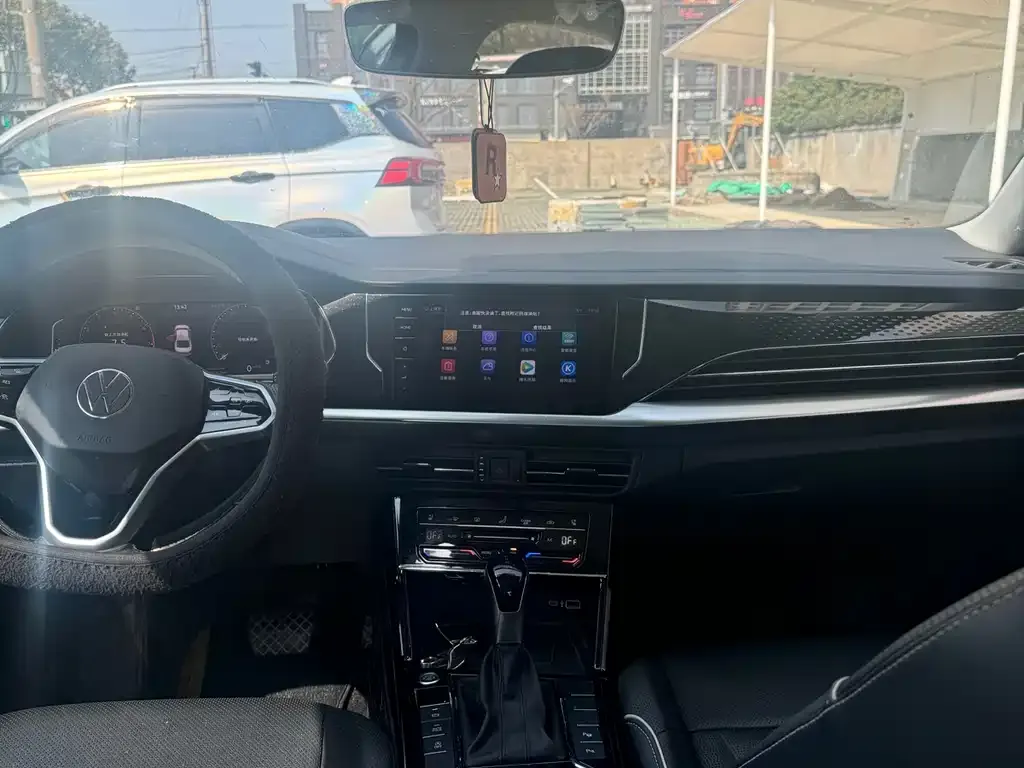 Volkswagen Passat — фото 4
