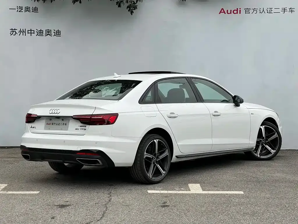 Audi A4L — фото 5