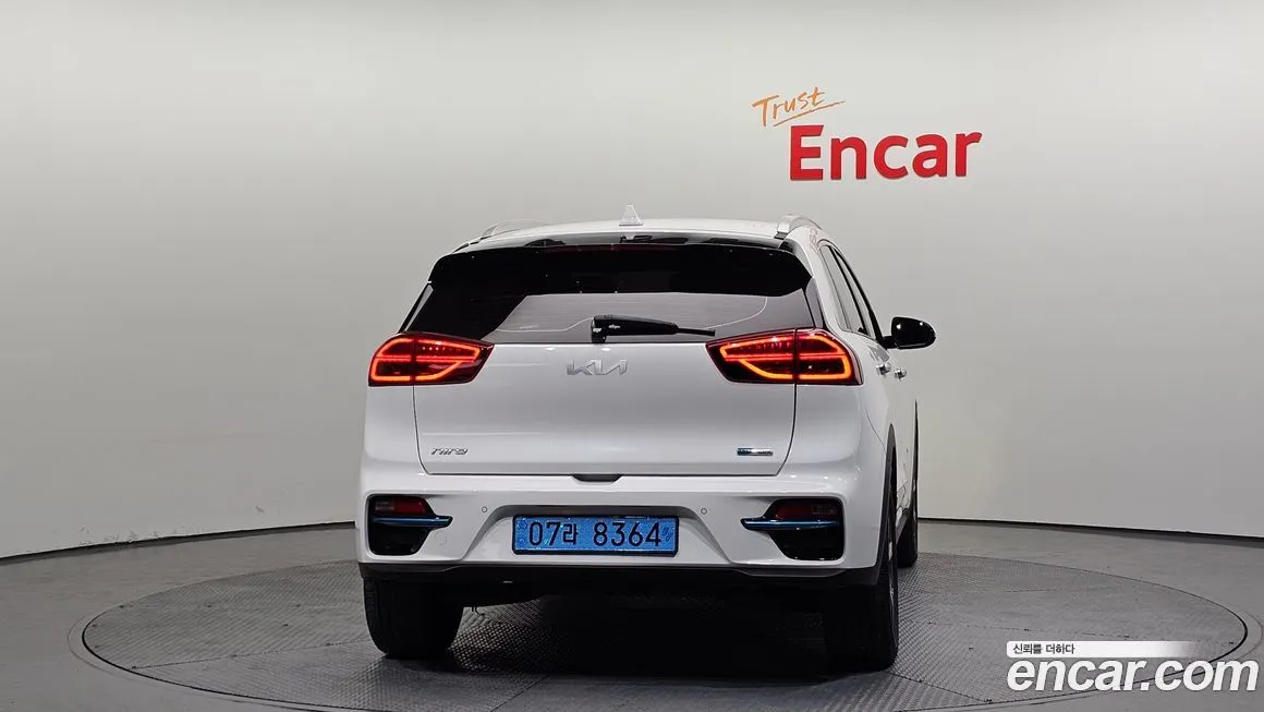 Kia Niro — фото 4