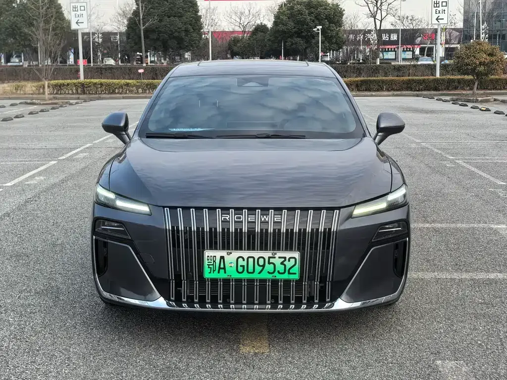 Roewe M7 DMH — фото 8