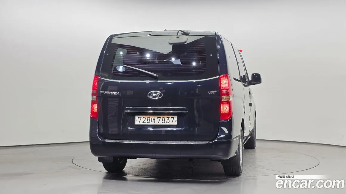 Hyundai Starex — фото 4