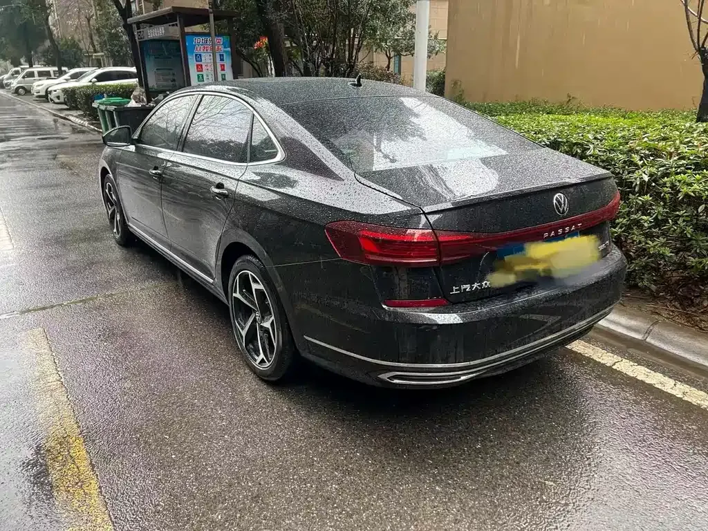 Volkswagen Passat — фото 3