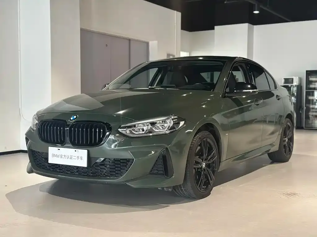 BMW 1 Series — фото 1