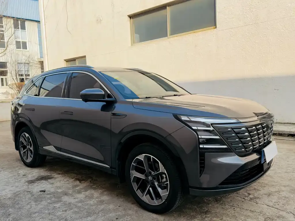 Changan CS75 PLUS — фото 9