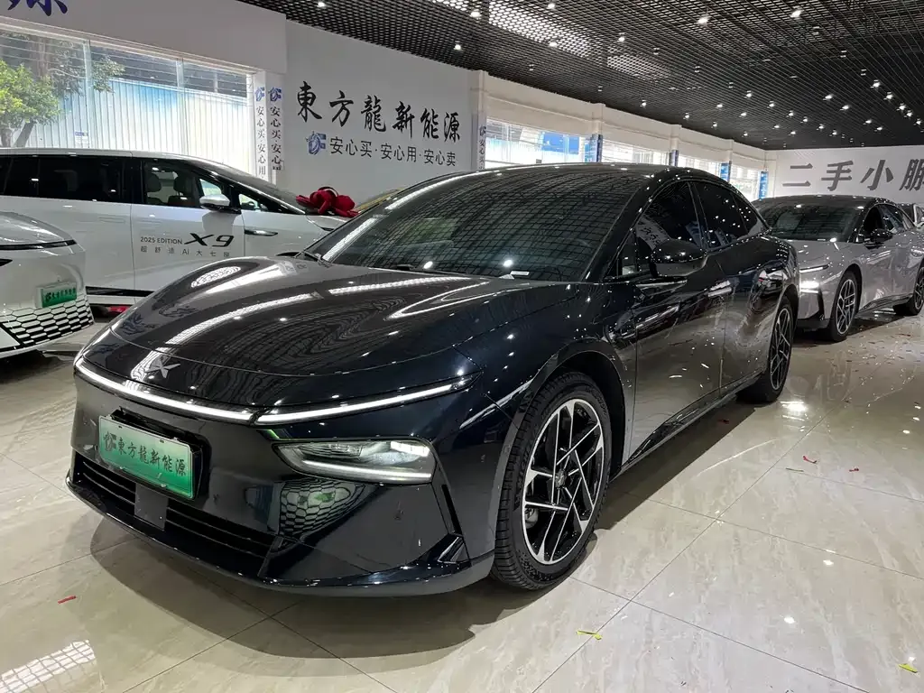 XPeng P7+ — фото 1