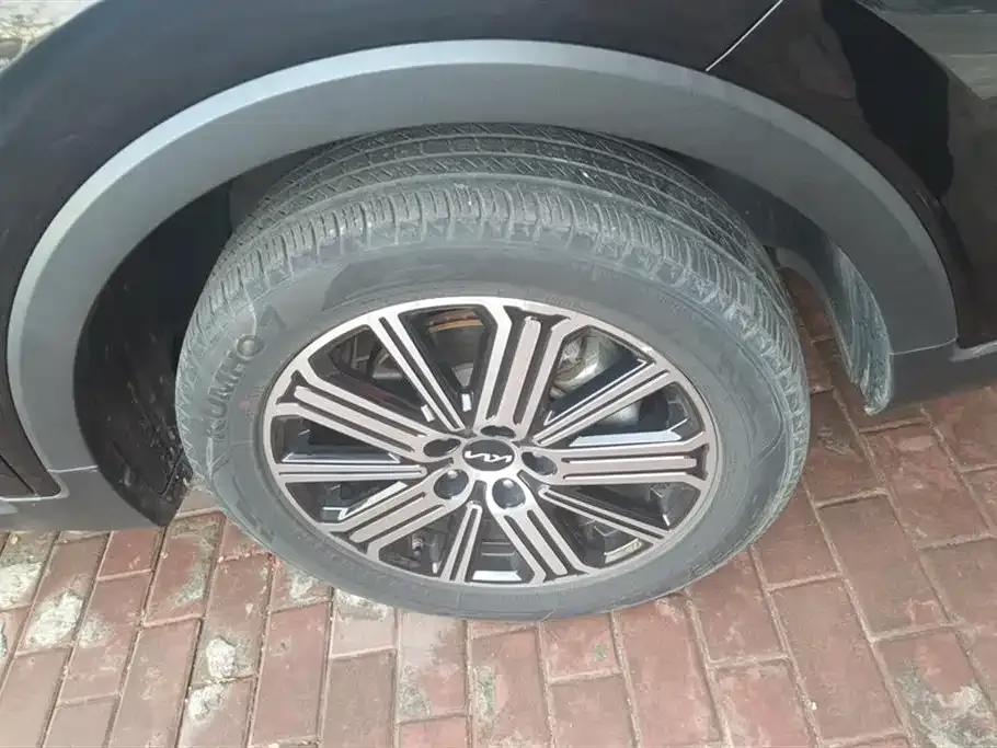 Kia Sportage — фото 6