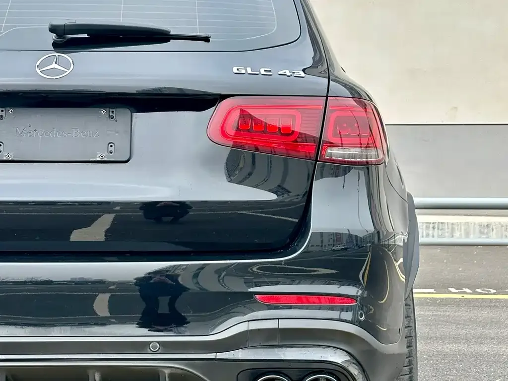 Mercedes-Benz GLC AMG — фото 3