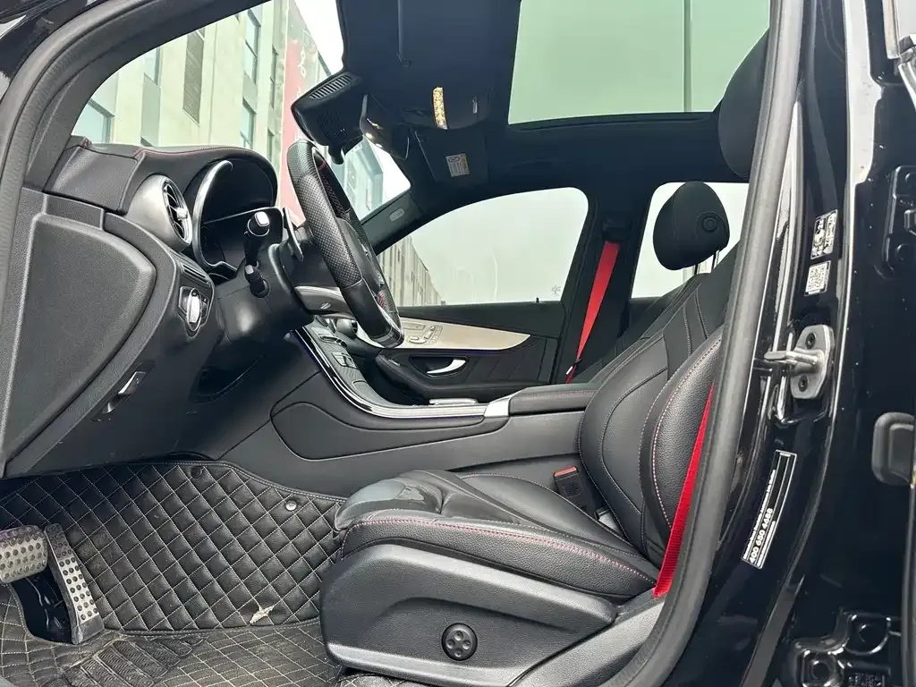 Mercedes-Benz GLC AMG — фото 4