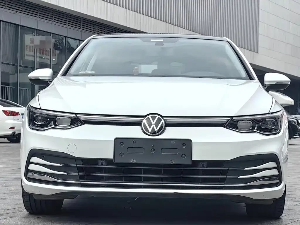 Volkswagen Golf — фото 8